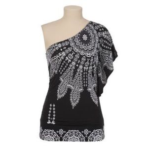 One shoulder black and white mandala top